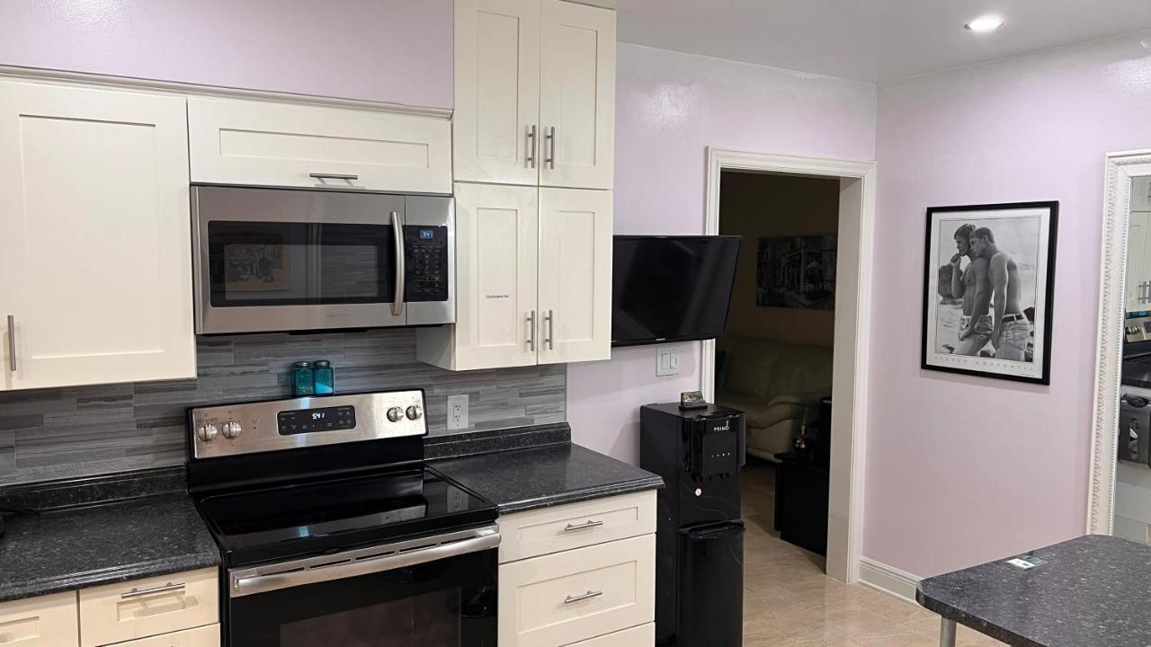 Billy'S Resort- Men Only - Solo Hombres Wilton Manors Екстериор снимка